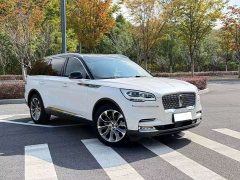 Lincoln Aviator 3.0T V6 AWD Executive - ფოტო 3