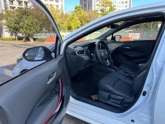 Toyota Corolla Hybrid 1.8H E-CVT Sport - ფოტო 17