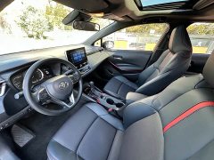 Toyota Corolla Hybrid 1.8H E-CVT Sport - ფოტო 4