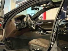BMW 5 Series 525Li M Sport Package - ფოტო 6