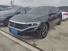 Volkswagen Passat 330TSI Elite - photo 1