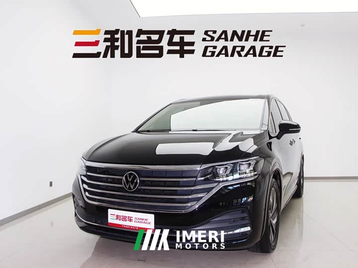 Volkswagen Viloran 330TSI Luxury
