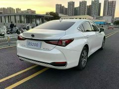 Lexus ES 200 Excellence Edition - ფოტო 7