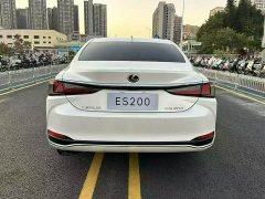 Lexus ES 200 Excellence Edition - ფოტო 8