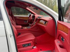 Bentley Bentayga 4.0T V8 Long Wheelbase - фото 8