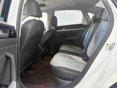 Volkswagen Lavida 300TSI DSG Full Comfort Edition - photo 4