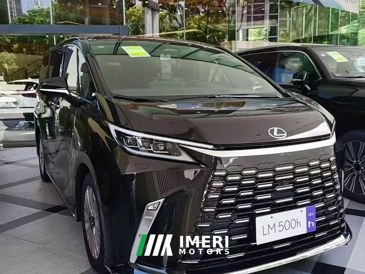 Lexus LM 500h Six-Seat Premium Edition