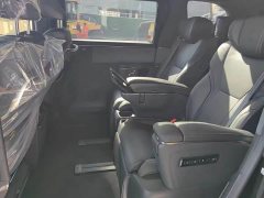 Lexus LM 500h Six-Seat Premium Edition - фото 13