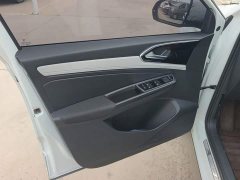 Volkswagen Jetta VS5 Fifth Anniversary Edition - ფოტო 7