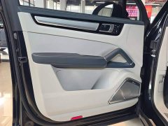 Porsche Cayenne 3.0T Platinum Edition - ფოტო 18