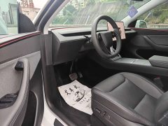 Tesla Model Y Rear-Wheel Drive - фото 13