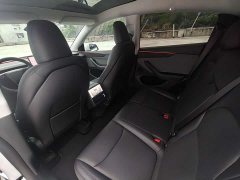 Tesla Model Y Rear-Wheel Drive - фото 15