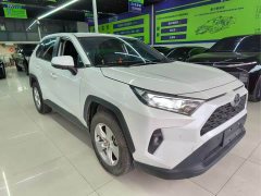 Toyota RAV4 2.0L CVT FWD Urban Edition - ფოტო 2