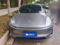 Tesla Model Y Long Range All-Wheel Drive - ფოტო 2