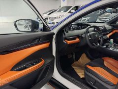 Changan UNI-V 1.5T Sport Edition - фото 5