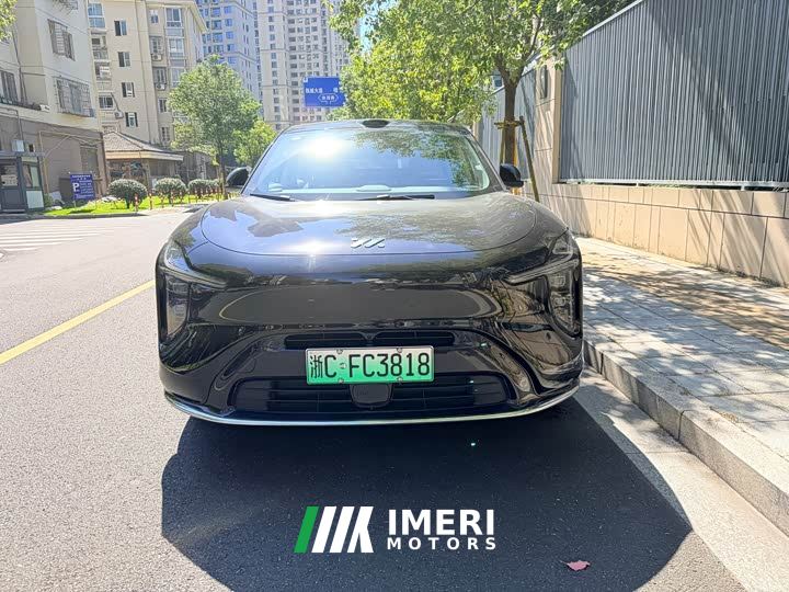 IM Motors Zhiji LS6 Extended Range 66 Max