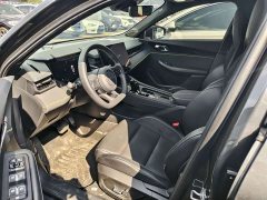 Lynk & Co 03 1.5T DCT Pro - фото 8