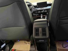 Honda Vezel 1.5L CVT Luxury - ფოტო 12