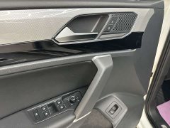 Volkswagen Taos 280TSI FWD Luxury Smart Connected Edition - фото 14
