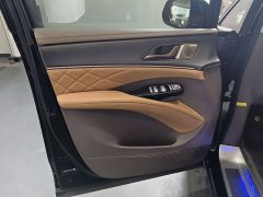 Denza D9 DM-i 970 AWD Flagship - ფოტო 14