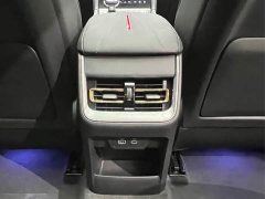 FAW Red Flag H5 2.0T Automatic Smart Connected Flag Leader Edition - ფოტო 17