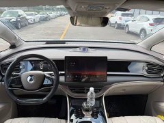 Denza D9 DM-i 970 AWD Flagship - ფოტო 13