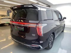 FAW Red Flag HQ9 PHEV 2.0T AWD Luxury - ფოტო 15