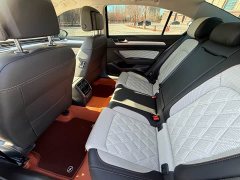 Volkswagen Magotan 2 Million Units Commemorative Edition 330TSI DSG Luxury - фото 5