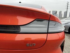 Xiaomi SU7 Rear-Wheel Drive Long Range Smart Driving Edition - фото 9