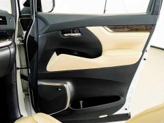 Toyota Alphard Hybrid 2.5L Premium Edition - photo 16