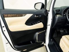Toyota Alphard Hybrid 2.5L Premium Edition - photo 17