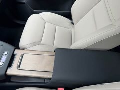 Volvo XC70 Plug-in Hybrid AWD Extended Range Core - ფოტო 11