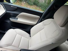 Volvo XC70 Plug-in Hybrid AWD Extended Range Core - ფოტო 7