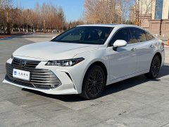 Toyota Avalon 2.0L XLE Premium Edition - ფოტო 1