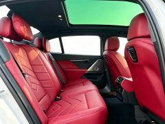 BMW 5 Series 525Li M Sport Package - ფოტო 11