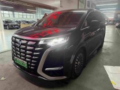Denza D9 DM-i 1050 Premium - ფოტო 1