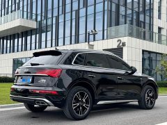 Audi Q5L 40 TFSI Fashion Dynamic - ფოტო 3
