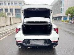 Lynk & Co 03 1.5T DCT Halo - ფოტო 15