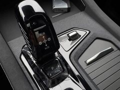 Lynk & Co 03 1.5T DCT Halo - ფოტო 18