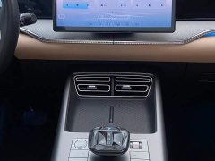 BYD Song Pro New Energy 2nd Gen DM-i 115KM Exceed - ფოტო 11