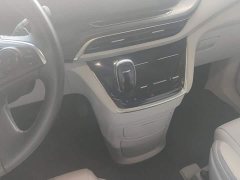 Buick GL8 ES Luxe Enjoyment Edition - ფოტო 16