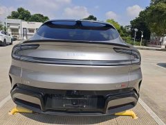 Xiaomi YU7 Four-Wheel Drive Max Edition - ფოტო 6
