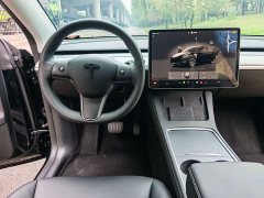 Tesla Model Y Rear-Wheel Drive - ფოტო 7