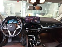 BMW 5 Series 525Li Luxury Package - ფოტო 9