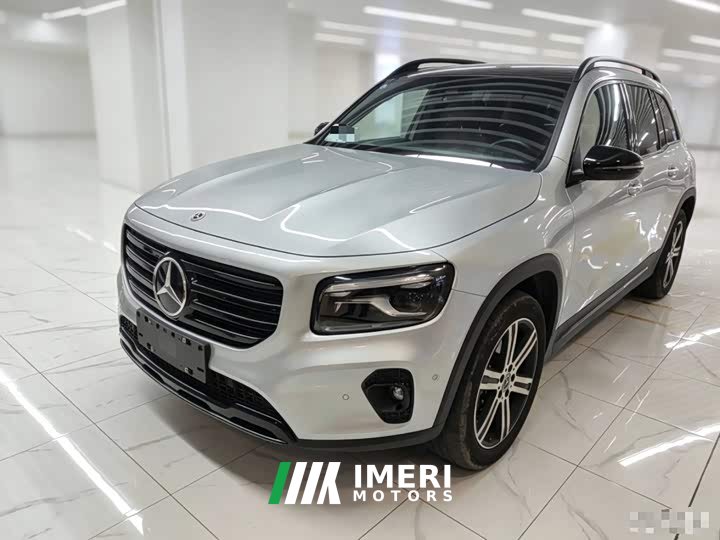 Mercedes-Benz GLB 220 4MATIC - car from China