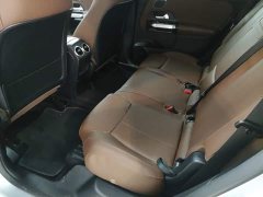 Mercedes-Benz GLB 220 4MATIC - photo 16