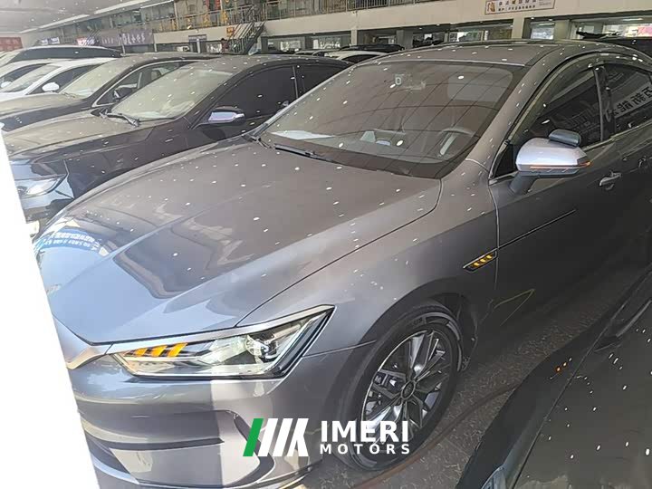 BYD Qin PLUS EV 400KM Luxury - автомобиль из Китая