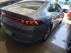 BYD Qin PLUS EV 400KM Luxury - фото 6