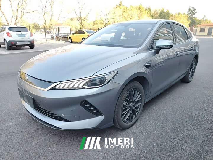 BYD Qin PLUS EV Smart Drive 420KM Leading Edition