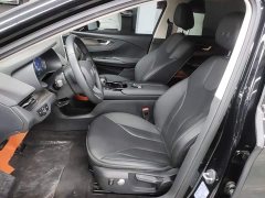 FAW Red Flag E-QM5 Facelift Base Mobility Edition - photo 14